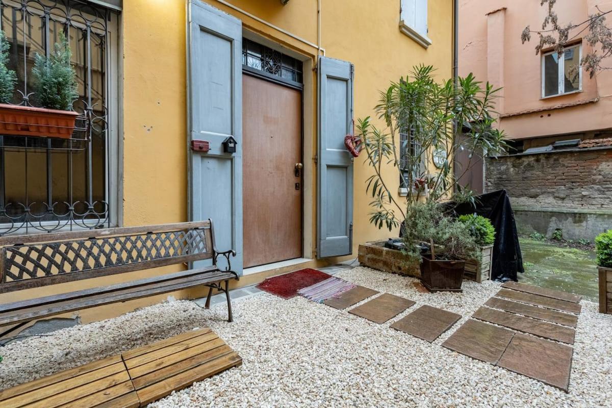 Gamberini House - Private Garden Apartment Bologna Ngoại thất bức ảnh